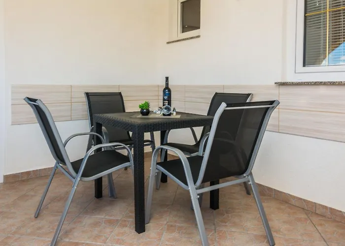 Skundric 5 By Interhome 아파트